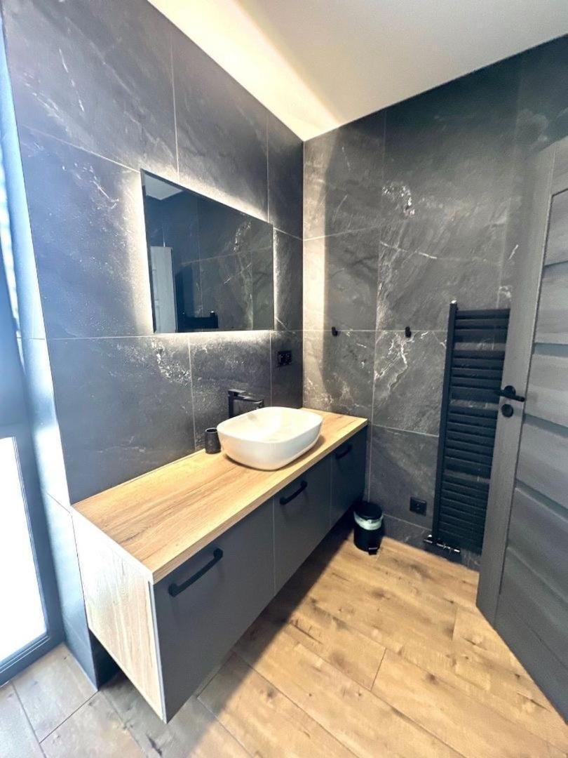 Luxury Apartments Maly Slavkov Exterior foto